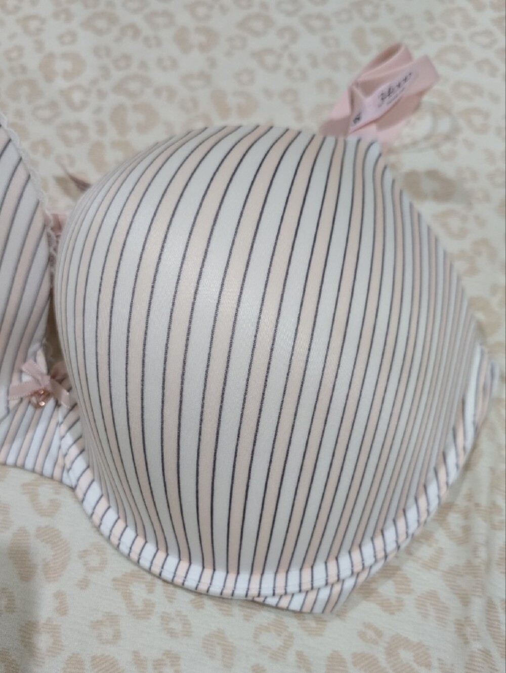Victoria's Secret Perfect Shape Pushup Bras - Picture 8 of 13